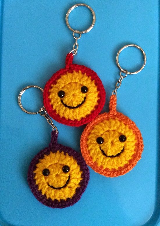 Free Crochet Keychain Pattern • VeryHom