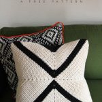 DIY Crochet Cushion25