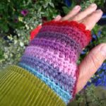 DIY Crochet Hand Warmer3