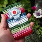DIY crochet mobile case18