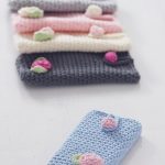 DIY crochet mobile case27