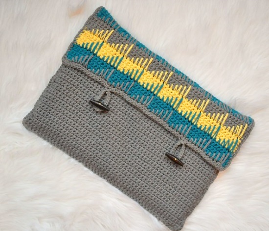 easy crochet laptop case