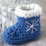17baby booties crochet