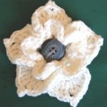 3Crochet Button Flowers