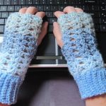 3free fingerless gloves crochet pattern