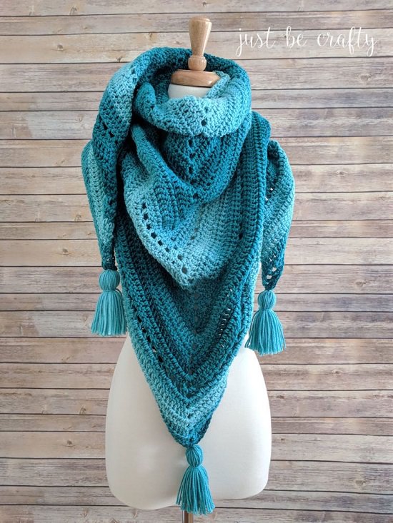 16 Free Crochet Shawl Patterns  Crochet Shawl Tutorial - Crocht