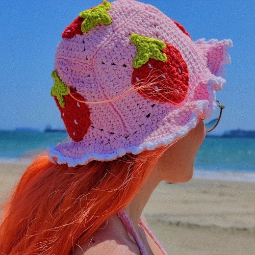 16 Cute Strawberry Beanie Crochet Pattern Ideas 8