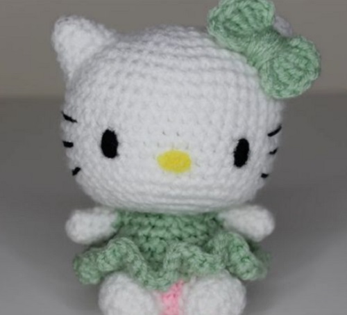 16 Hello Kitty Crochet Pattern Ideas 1