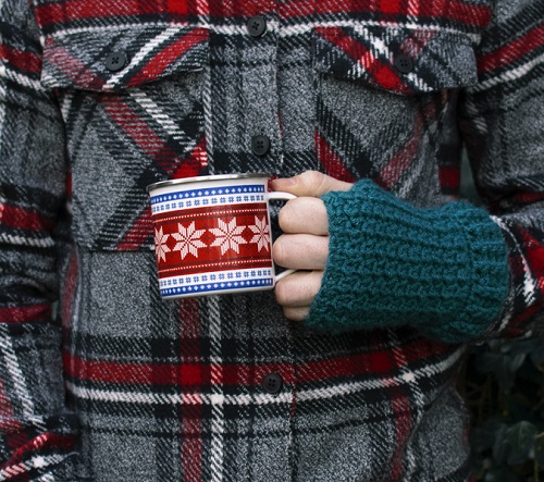Men's Crochet Fingerless Gloves Pattern 13