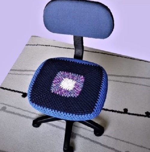 DIY Crochet Chair Cover Ideas 1