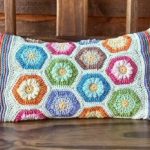 63604c7c-rainbow-boho-hexagon-pillow-free-crochet-pattern-ft