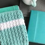 Easy-Crochet-Book-Cover-Free-Pattern