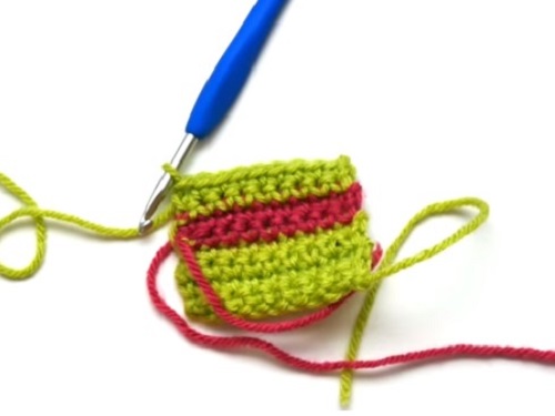 Magic Knot for Crocheting 4