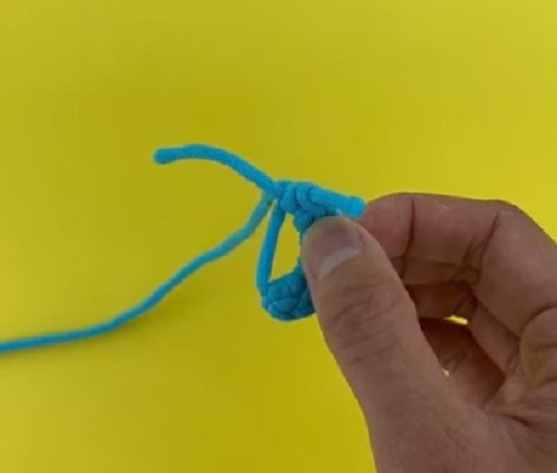 Magic Knot for Crocheting 7