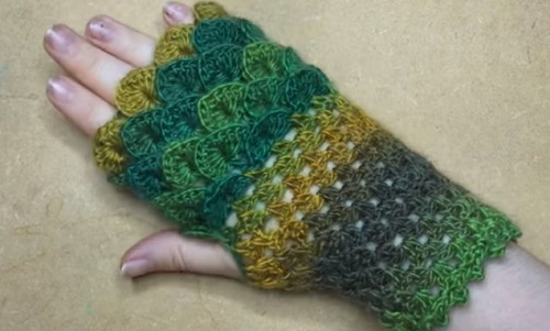 Crochet Dragon Gloves 1