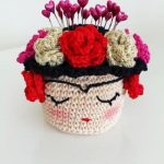 Crochet Frida Pincushion_00003