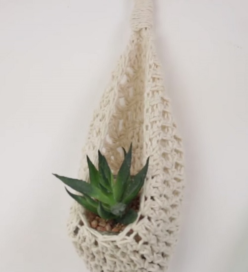 DIY Crochet Plant Hanging Basket - Crocht