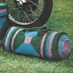 Vintage-Crochet-Duffle-Bag