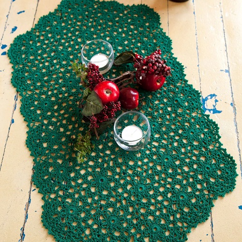 Free Crochet Holiday or Any Day Table Runner Pattern