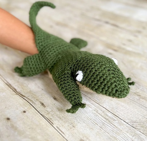 hand puppet lizard