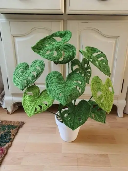 free-monstera-leaf-crochet-pattern