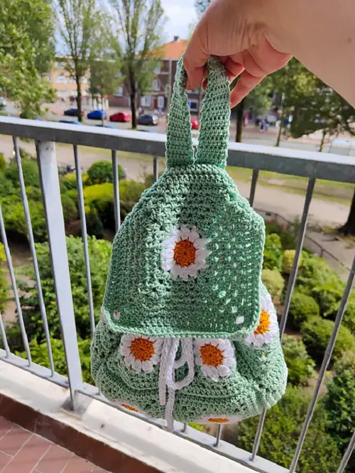Crochet School Bag Free Patterns 5