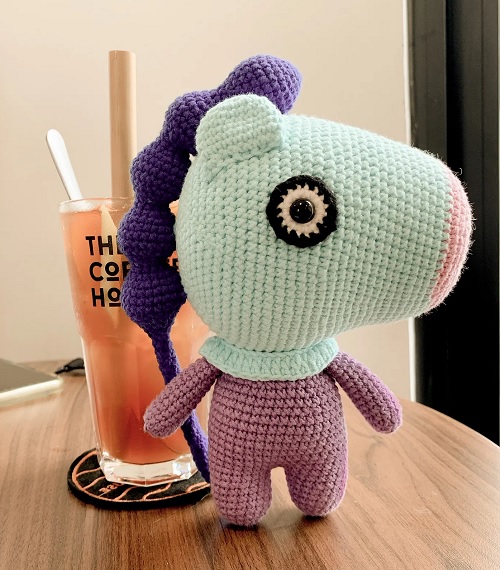 crochet horse