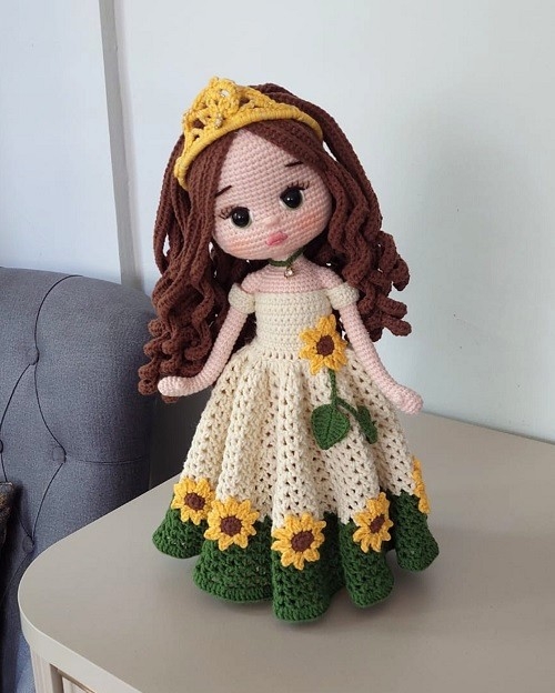 Sunflower Princess Amigurumi Doll