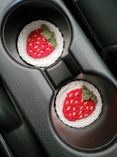 Free Crochet Pattern: Strawberry Car Coasters