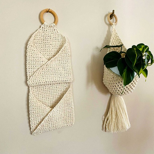 Crochet Wall Hanging Pockets