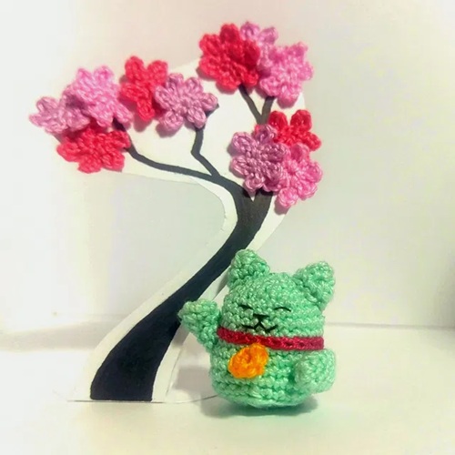 DIY Tiny Lucky Cat