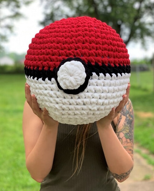 giant Pokémon ball
