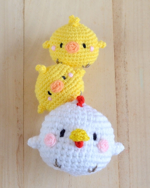 Playful Hen and Chicks