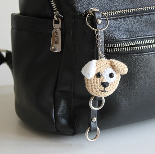 Dog keychain