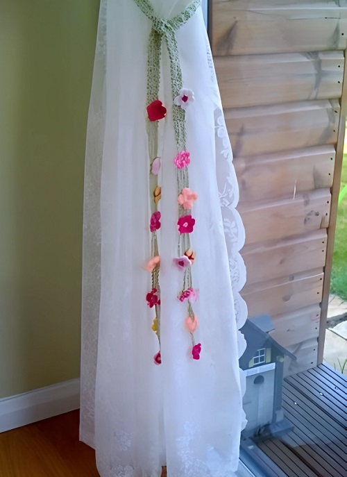 Garden Tie-Backs