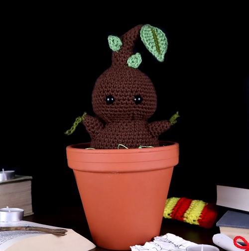 Mandrake Plant Amigurumi
