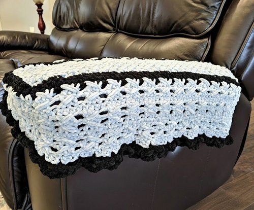 crochet armrest cover