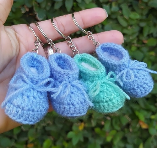 crochet baby shower favors free patterns 12