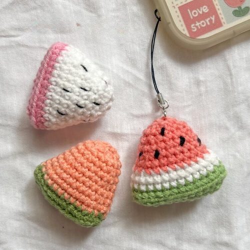 16 Crochet Fruit Keychain Free Patterns
