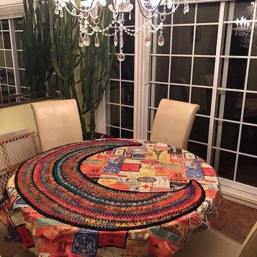 crochet Croissant table cloth