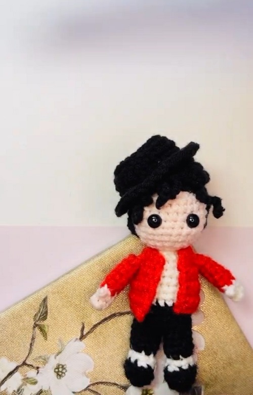 7 Michael Jackson Free Crochet Patterns 6 CROCHET MICHAEL JACKSON
